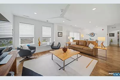 13 Whitney Avenue 402 #402, Morris Plains, NJ 07950 - Photo 13