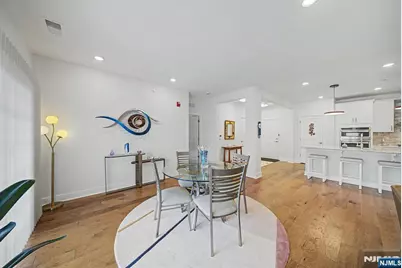 13 Whitney Avenue 402 #402, Morris Plains, NJ 07950 - Photo 17