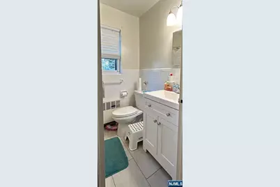 241 Passaic Street 16 A #16 A, Rochelle Park Township, NJ 07662 - Photo 9