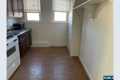 47 Central Avenue, Butler, NJ 07405 - Photo 3