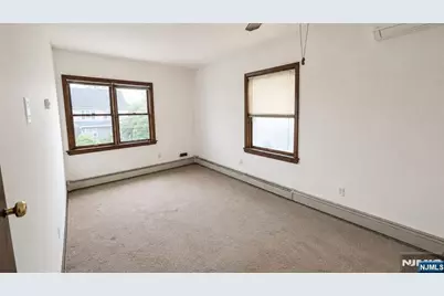 70 Prospect Avenue, New Milford, NJ 07646 - Photo 11