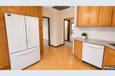 70 Prospect Avenue, New Milford, NJ 07646 - Photo 5