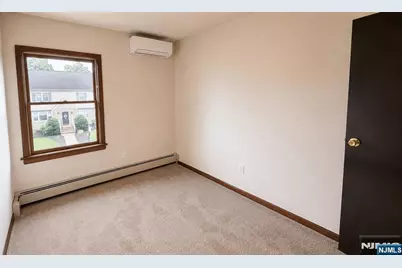 70 Prospect Avenue, New Milford, NJ 07646 - Photo 17