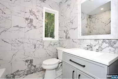 105 Hollywood Avenue, Ho Ho Kus, NJ 07423 - Photo 17