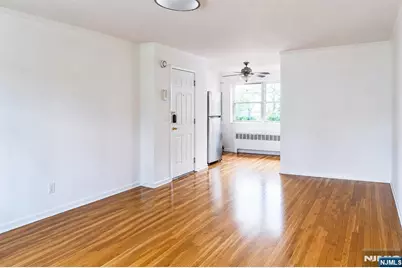 170 Myrtle Avenue A2 #A2, Fort Lee, NJ 07024 - Photo 3