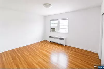 170 Myrtle Avenue A2 #A2, Fort Lee, NJ 07024 - Photo 9