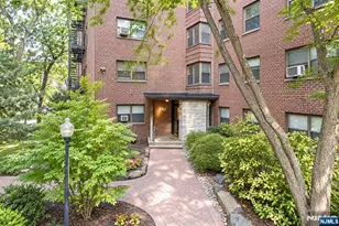 3061 Edwin 1J, Fort Lee, NJ 07024 - Photo 1