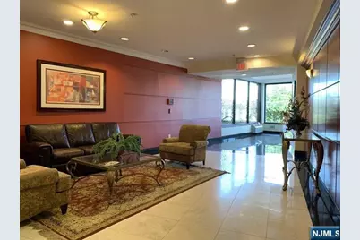 1100 River Road 105 #105, Edgewater, NJ 07020 - Photo 3