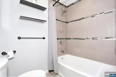 14 Birdseye Circle, Wayne, NJ 07470 - Photo 33