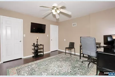 14 Birdseye Circle, Wayne, NJ 07470 - Photo 31