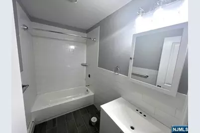 115 N Franklin Turnpike 2 #2, Ramsey, NJ 07446 - Photo 7