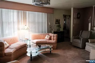 85 Strong, Wallington, NJ 07057 - Photo 9