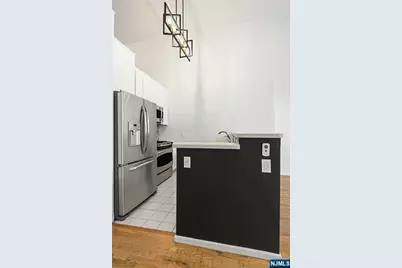 518 Gregory Avenue A-425 #A-425, Weehawken, NJ 07086 - Photo 5