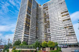300 Winston Dr 2912, Cliffside Park, NJ 07010 - Photo 1
