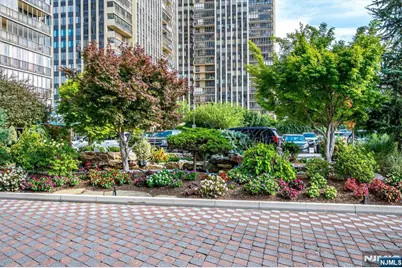 300 Winston Drive 2912 #2912, Cliffside Park, NJ 07010 - Photo 5