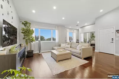 620 38th Street 205 #205, Union City, NJ 07087 - Photo 5
