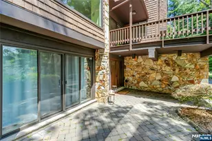 45 Parker Pl, Upper Saddle River, NJ 07458 - Photo 5