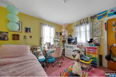 216 Irving Place, Lyndhurst Township, NJ 07071 - Photo 9