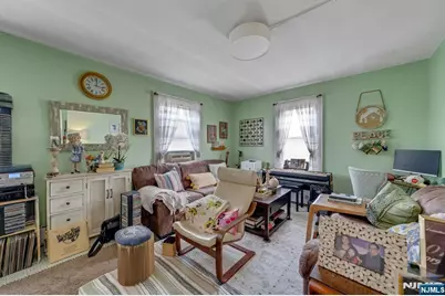 216 Irving Place, Lyndhurst Township, NJ 07071 - Photo 3