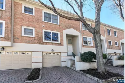 16 Grand Cove Way C16 #C16, Edgewater, NJ 07020 - Photo 1