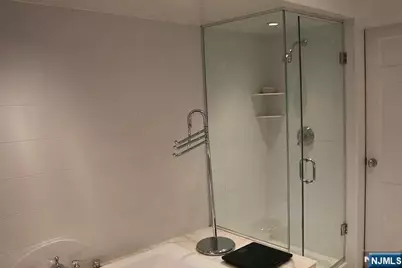 1014 Arcadian Way, Fort Lee, NJ 07024 - Photo 3