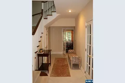 1014 Arcadian Way, Fort Lee, NJ 07024 - Photo 15