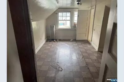116 Berkeley Avenue, Bloomfield, NJ 07003 - Photo 17