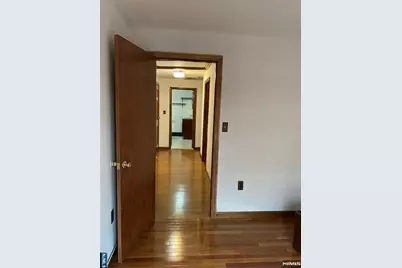 43 Martha Avenue, Elmwood Park, NJ 07407 - Photo 23