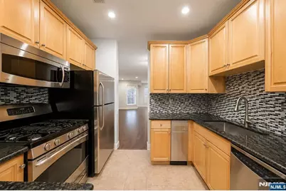 200 Dey Street 244 #244, Harrison, NJ 07029 - Photo 11