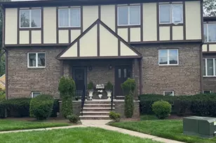 33 Canterbury Ln, New Milford, NJ 07646 - Photo 1