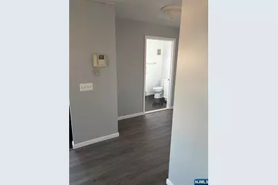 24 S William Street 403 #403, Bergenfield, NJ 07621 - Photo 13