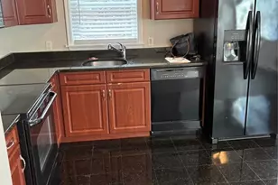 24 S William Street 403, Bergenfield, NJ 07621 - Photo 9