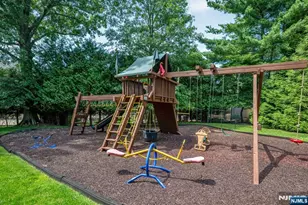 1 Aspen Ct, Mahwah, NJ 07430 - Photo 47