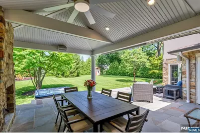 1 Aspen Court, Mahwah, NJ 07430 - Photo 43