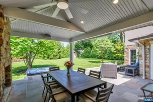 1 Aspen Ct, Mahwah, NJ 07430 - Photo 43