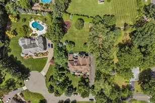 1 Aspen Ct, Mahwah, NJ 07430 - Photo 49
