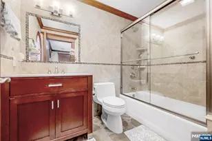 1 Aspen Ct, Mahwah, NJ 07430 - Photo 33