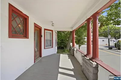 948 Van Houten Avenue, Clifton, NJ 07013 - Photo 3