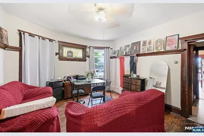 948 Van Houten Avenue, Clifton, NJ 07013 - Photo 21