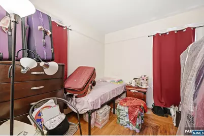 948 Van Houten Avenue, Clifton, NJ 07013 - Photo 11