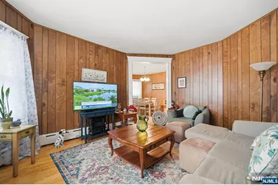 948 Van Houten Avenue, Clifton, NJ 07013 - Photo 19