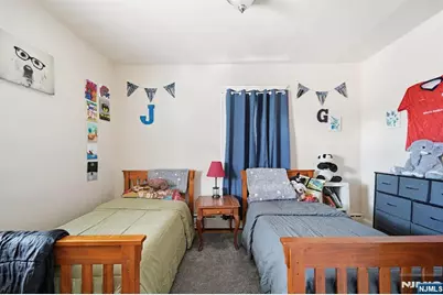 948 Van Houten Avenue, Clifton, NJ 07013 - Photo 15