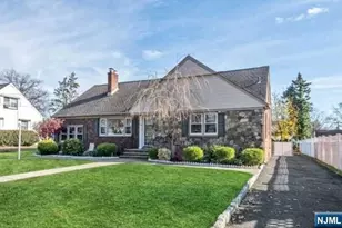 15 Victor Pl, Hawthorne, NJ 07506 - Photo 1