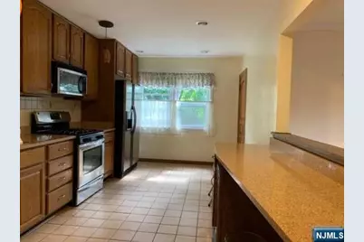 10 Lenox Avenue 2nd Floor #2nd Floor, Ridgewood, NJ 07450 - Photo 7