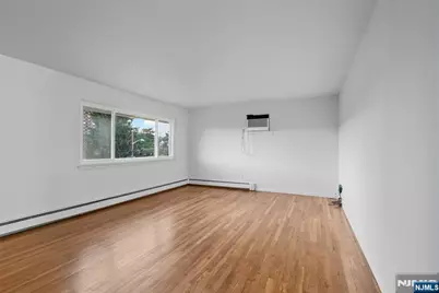 1542 10th Street 2 #2, Fort Lee, NJ 07024 - Photo 9