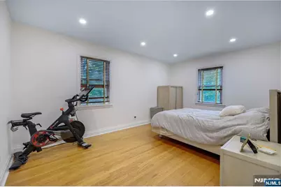 685 Ackerman Avenue, Glen Rock, NJ 07452 - Photo 7
