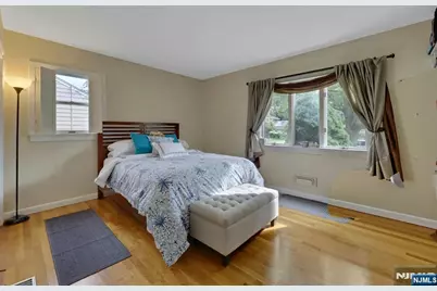 39-21 Knott Terrace, Fair Lawn, NJ 07410 - Photo 11