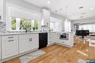 15 Pehle Ave, Saddle Brook Township, NJ 07663 - Photo 7