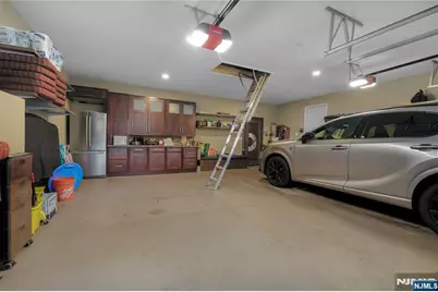 806 Stella Court, Paramus, NJ 07652 - Photo 25