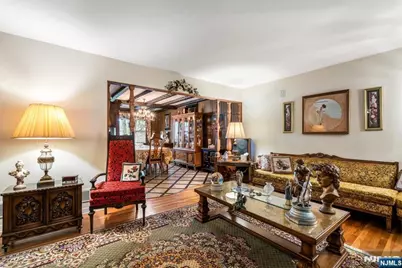 301 Raymond Street, Hillsdale, NJ 07642 - Photo 5